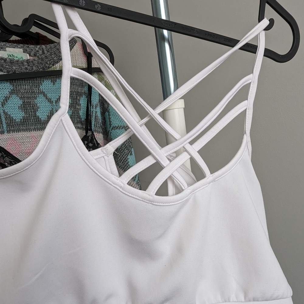 cross front bralette